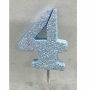 NUMERO 4 CELESTE ADORNO TORTA gibre